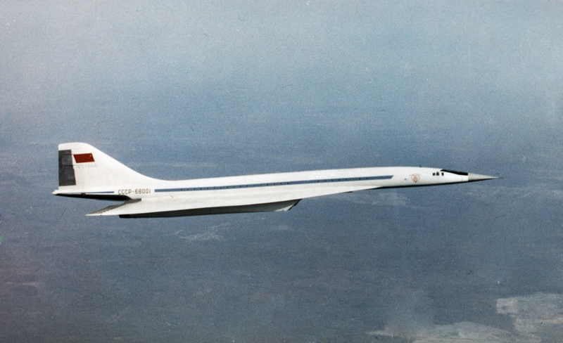 Tupolev-144 soviético, por años conocido como “Concordski” en occidente